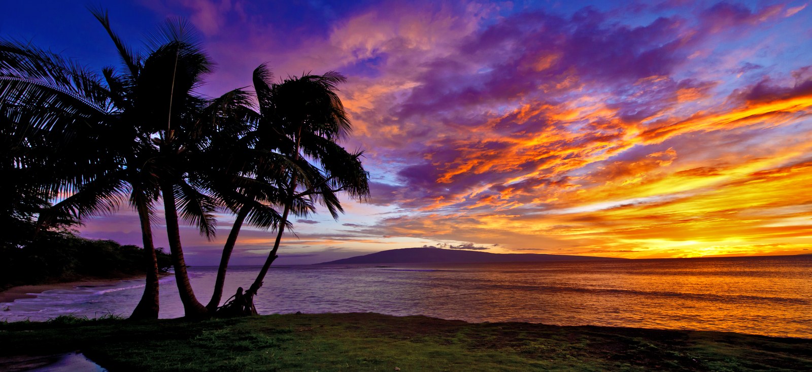 Mala Sunset by Marty Wolff, printed by Maui Digital Imaging.